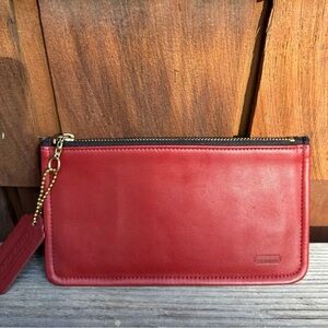 New Vintage COACH Zip Utility Pouch Wallet Skinny Case 7170 Red